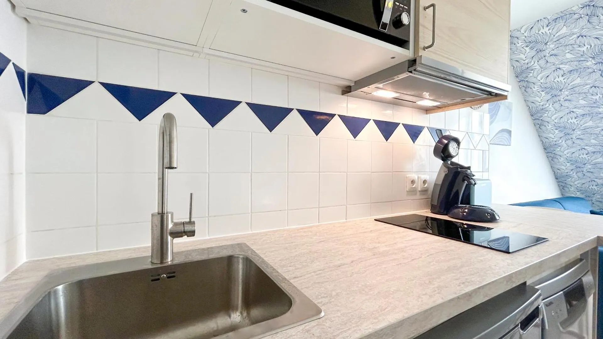 Cosy Loft Beauvais Apartment 0*,  France